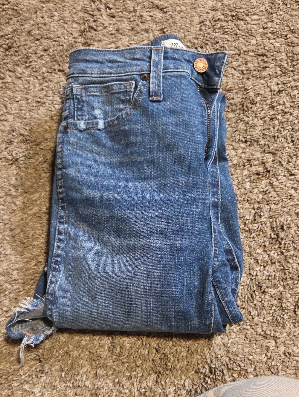 Women’s Blue Distressed Jeans